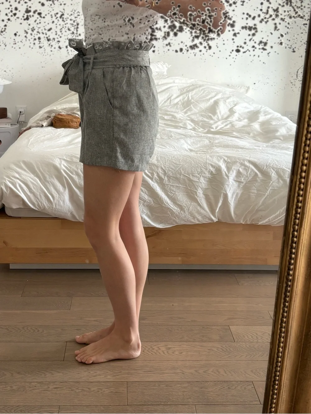 High-Waist Tie-Belt Shorts in Light Gray - Picture 2 of 4
